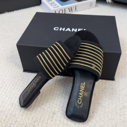 FLAT SLIDE IN BLACK SUEDE WITH GOLD CRYSTALS