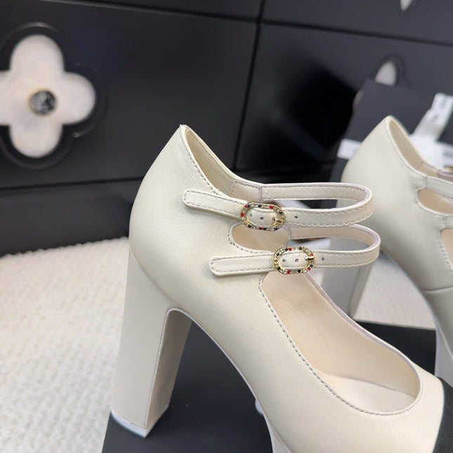 FLATFORM SANDAL IN PALE YELLOW CALFSKIN AND BLACK FABRIC