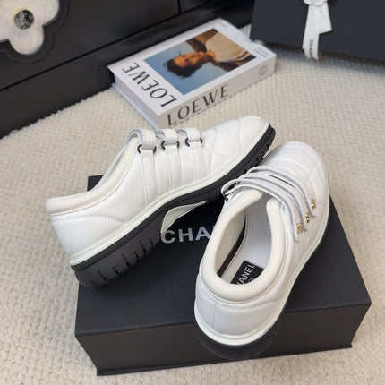 SNEAKERS WITH THREE STRAPS IN WHITE CALFSKIN