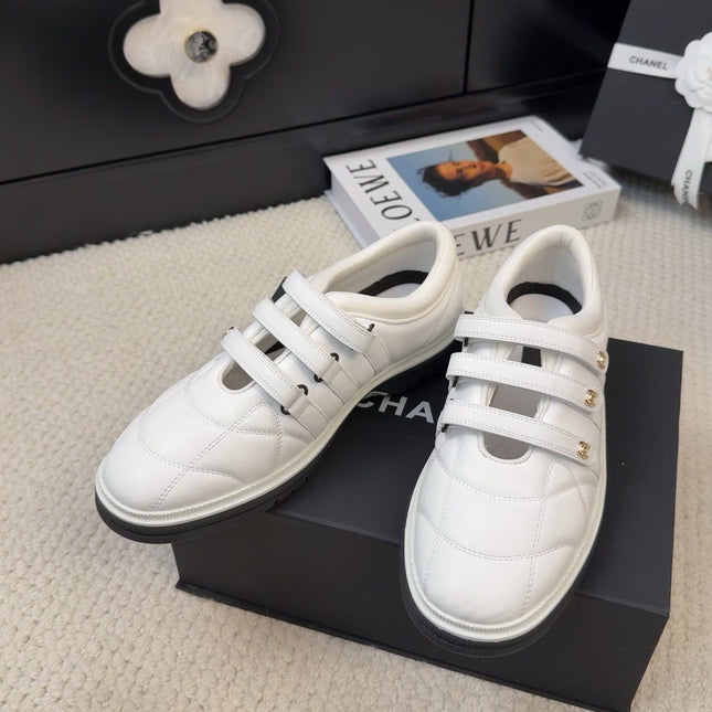 SNEAKERS WITH THREE STRAPS IN WHITE CALFSKIN