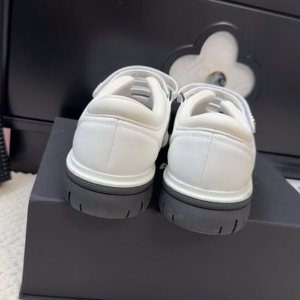 SNEAKERS WITH THREE STRAPS IN WHITE CALFSKIN