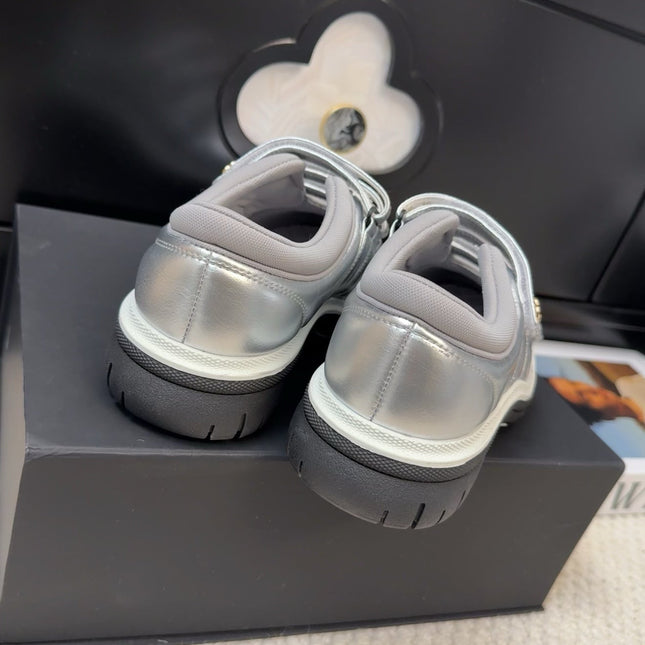 SNEAKERS WITH THREE STRAPS IN SILVER CALFSKIN