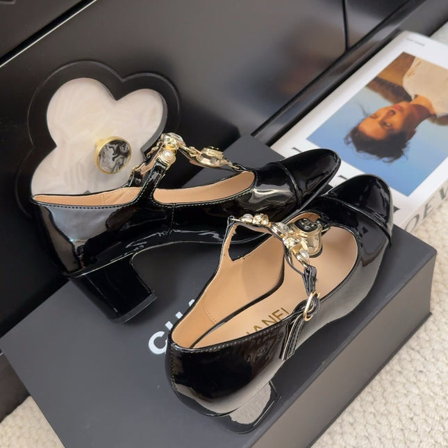 MARY JANE SHOES IN BLACK PATENT CALFSKIN 55 MM