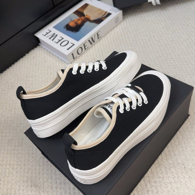 TRAINERS SHOES IN BLACK FABRIC