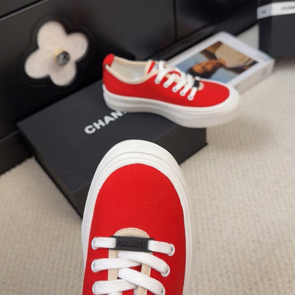 TRAINERS SHOES IN ORANGE RED FABRIC