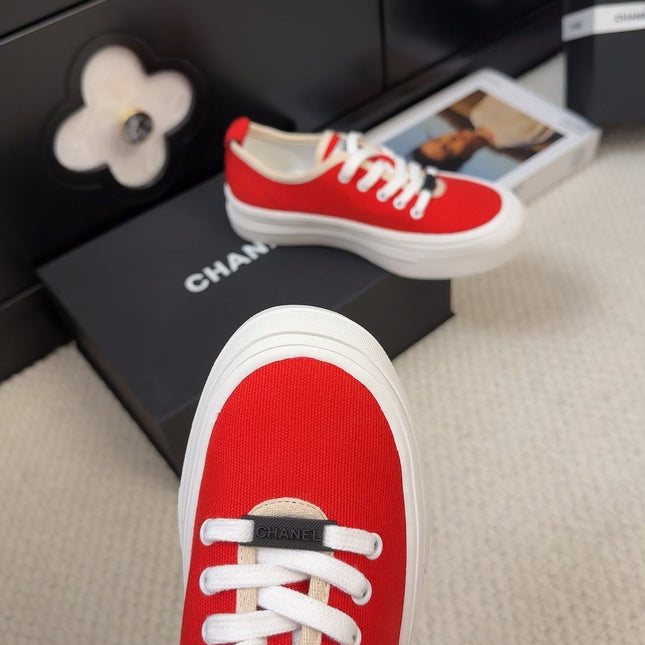 TRAINERS SHOES IN ORANGE RED FABRIC