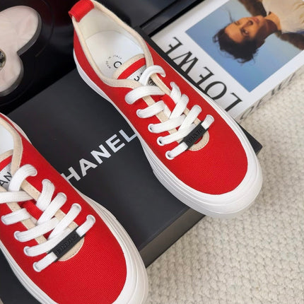 TRAINERS SHOES IN ORANGE RED FABRIC