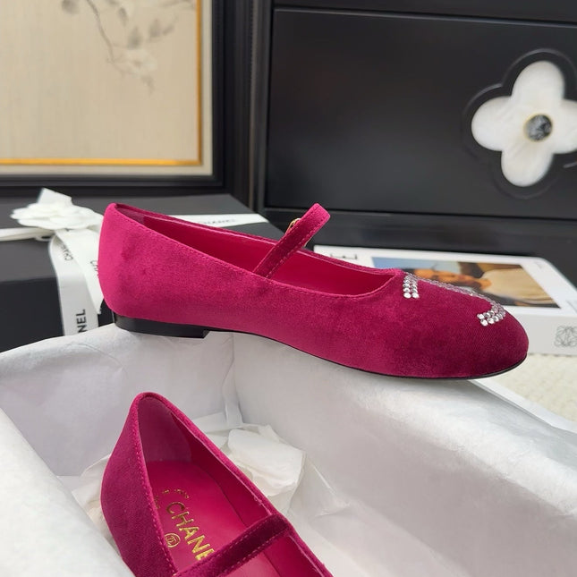 MARY JANE SHOES IN JAM PURPLE VELVET WITH CRYSTALS LOGO