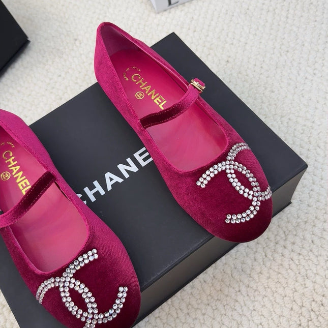 MARY JANE SHOES IN JAM PURPLE VELVET WITH CRYSTALS LOGO
