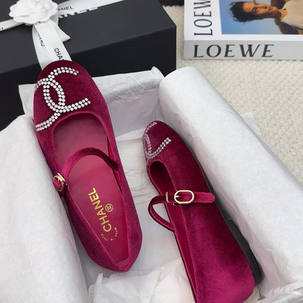 MARY JANE SHOES IN JAM PURPLE VELVET WITH CRYSTALS LOGO