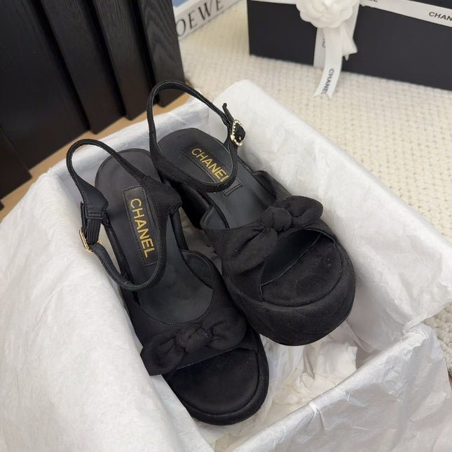 HIGH 12 CM PLATFORM SANDALS IN BLACK SUEDE