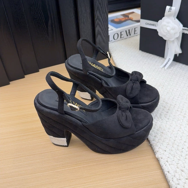 HIGH 12 CM PLATFORM SANDALS IN BLACK SUEDE
