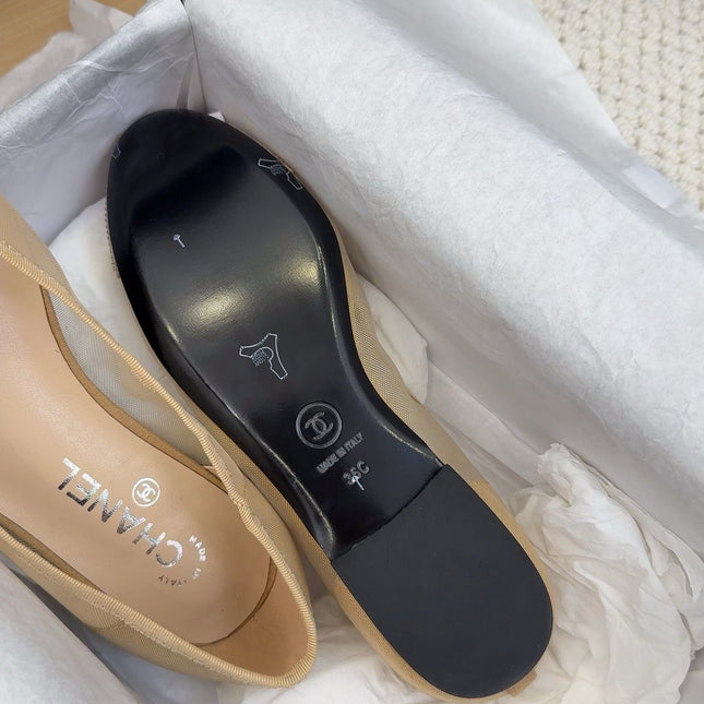 BALLET FLAT IN CAMEL BEIGE FABRIC AND MESH WITH CRYSTALS