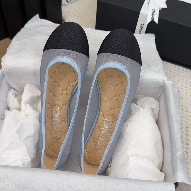 BALLET FLAT IN BLACK FABRIC AND BABY BLUE MESH