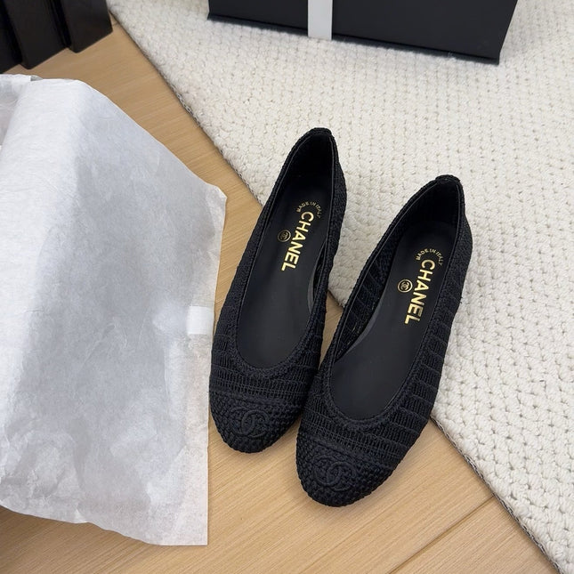 CC 25 Ballet Flat Black Raffia