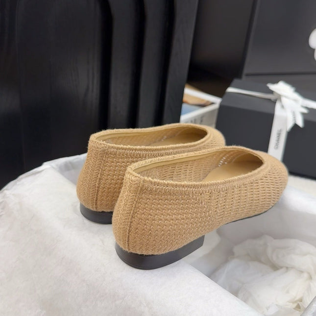 BALLERINAS IN PEANUT BROWN RAFFIA