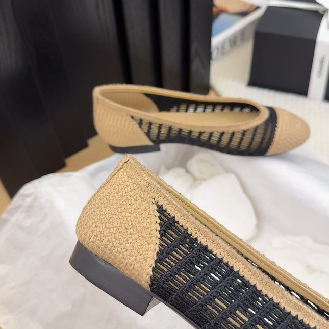 CC 25 Ballet Flat Beige Black Raffia