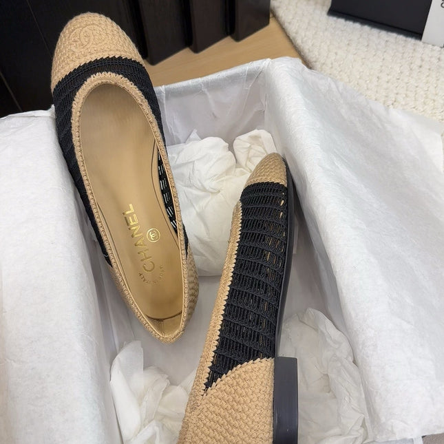 CC 25 Ballet Flat Beige Black Raffia