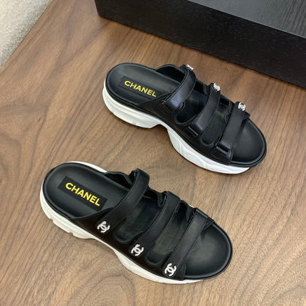 MULES 25S LOGO IN BLACK LAMBSKIN