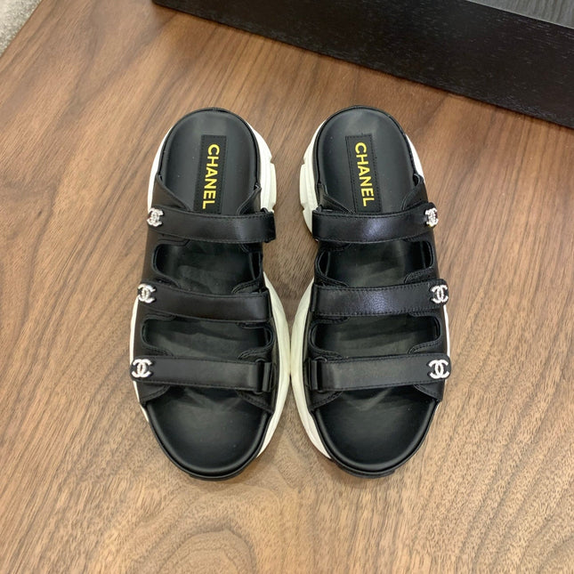 MULES 25S LOGO IN BLACK LAMBSKIN