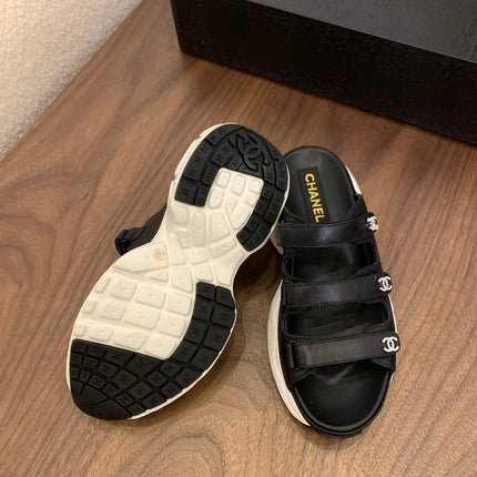 MULES 25S LOGO IN BLACK LAMBSKIN