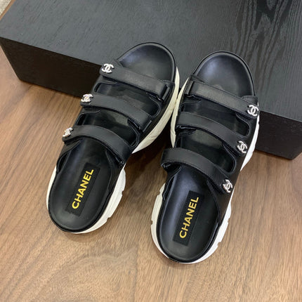 MULES 25S LOGO IN BLACK LAMBSKIN