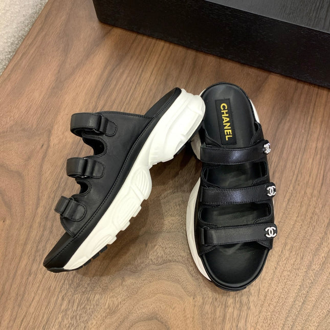 MULES 25S LOGO IN BLACK LAMBSKIN