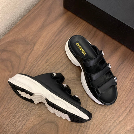 MULES 25S LOGO IN BLACK LAMBSKIN