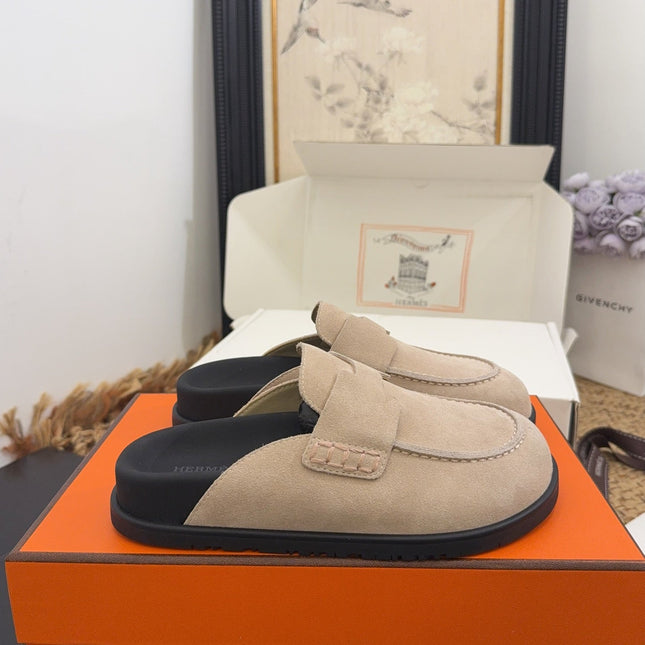 HM 25S MULE IN BEIGE SUEDE