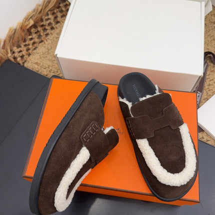 HM 25S MULE IN DARK CHOCOLATE BROWN SUEDE MIX WHITE SHEARLING