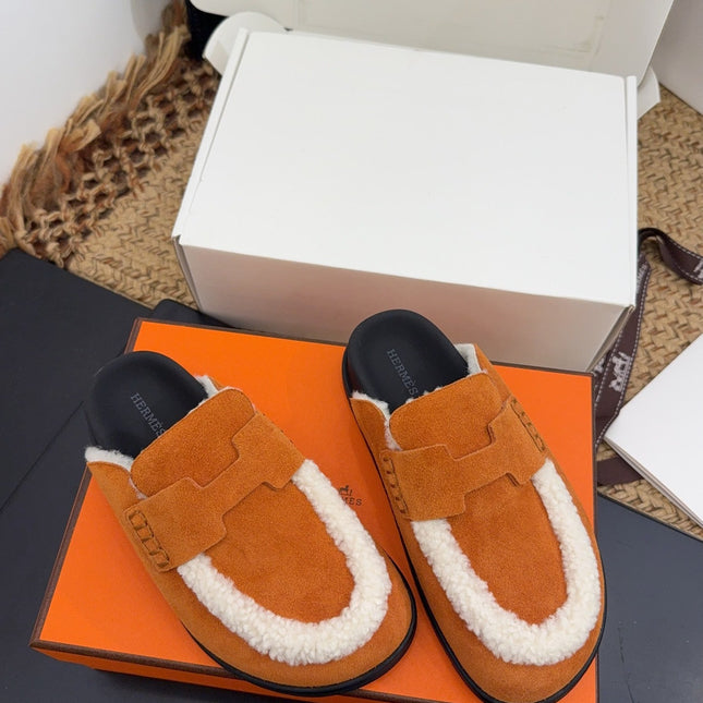 HM 25S MULE IN ORANGE SUEDE MIX WHITE SHEARLING