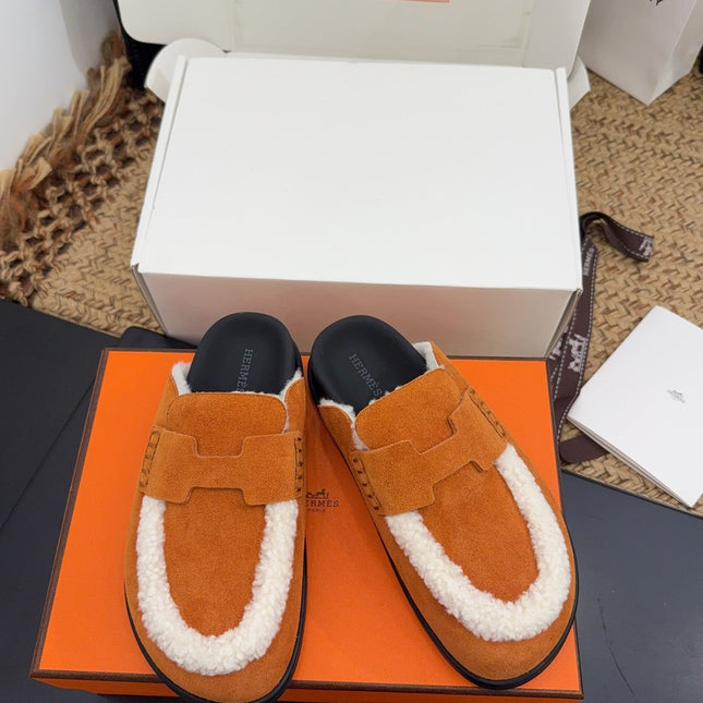 HM 25S MULE IN ORANGE SUEDE MIX WHITE SHEARLING