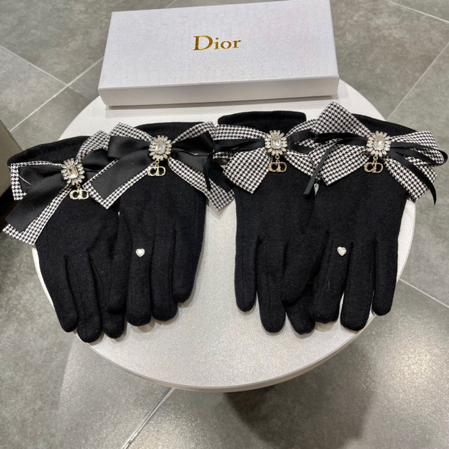 WOOL GLOVES BLACK ATTACHED BUTTERFLY BOW 215146