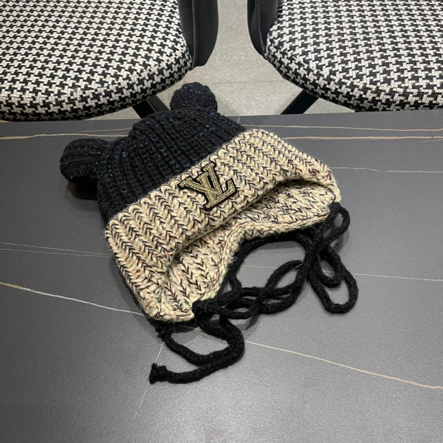 KNITTED BEANIE HAT WITH CUTE EARS IN BLACK MIX BEIGE WOOL 403483