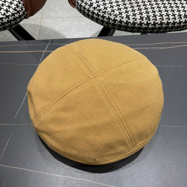 BERET HAT IN PEANUT BROWN FABRIC 419383