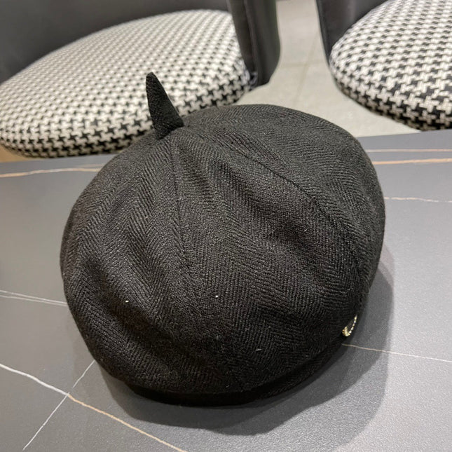BERET HAT IN BLACK FABRIC 420941