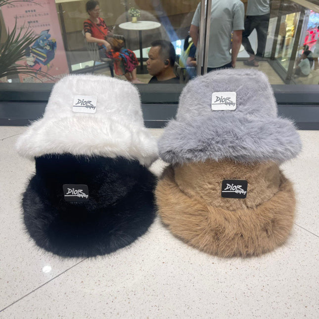 PLUSH FISHERMAN HAT IN WHITE RABBIT FUR 426095