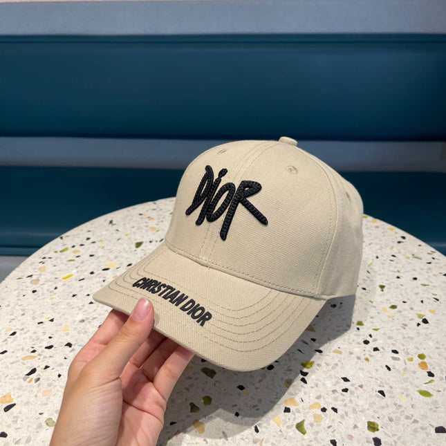 DIOR BASEBALL CAP IN BEIGE COTTON 427796