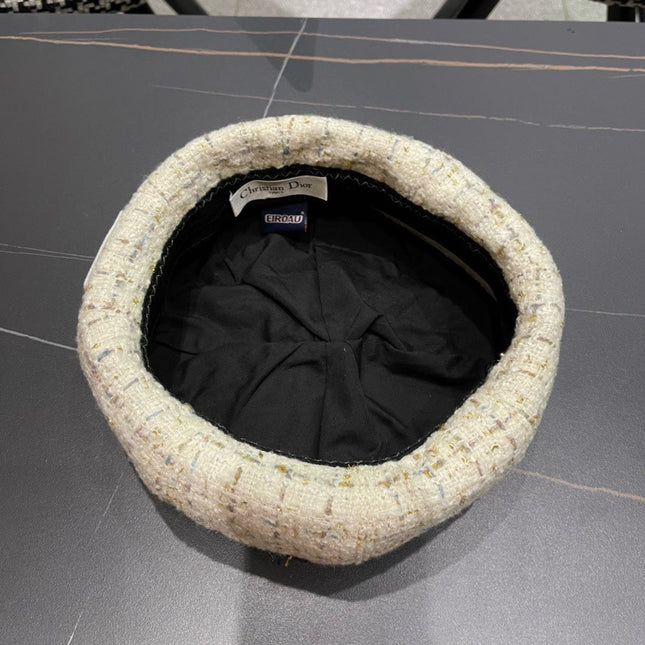 BERET HAT IN COSMIC LATTE BEIGE TWEED 434678