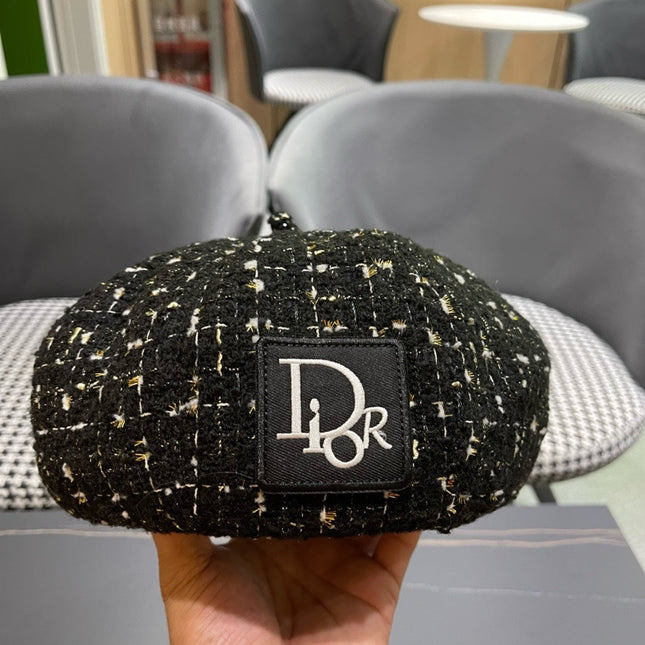 BERET HAT IN BLACK TWEED 434680