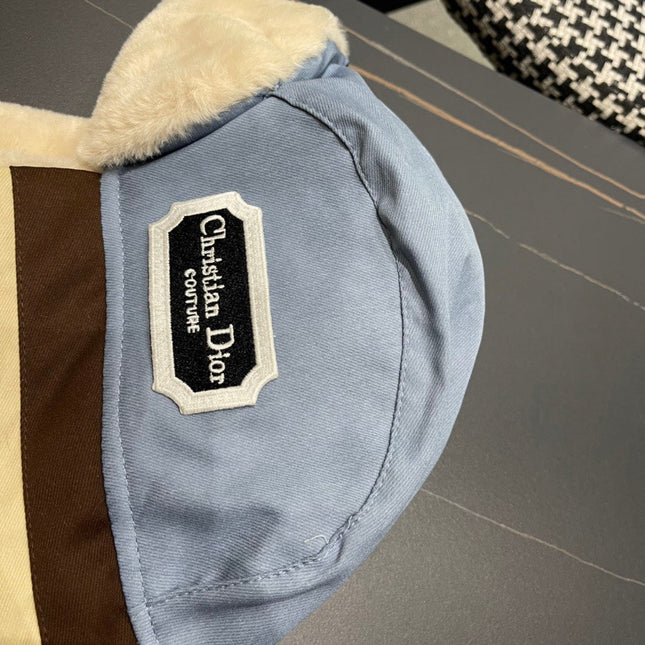 TRAPPER HAT IN LIGHT BLUE SUEDE AND RABBIT FUR 439536