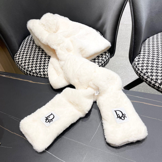 PLUSH WARM HAT IN WHITE RABBIT FUR WITH FOX EARS 439587