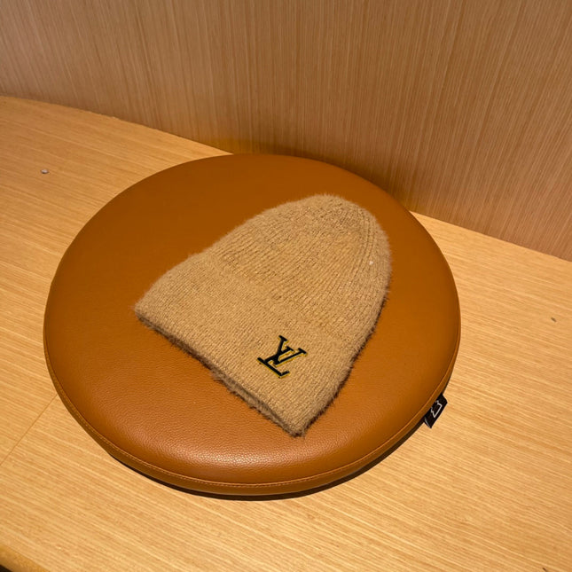 BEANIE HAT IN LIGHT BROWN WOOL 803044