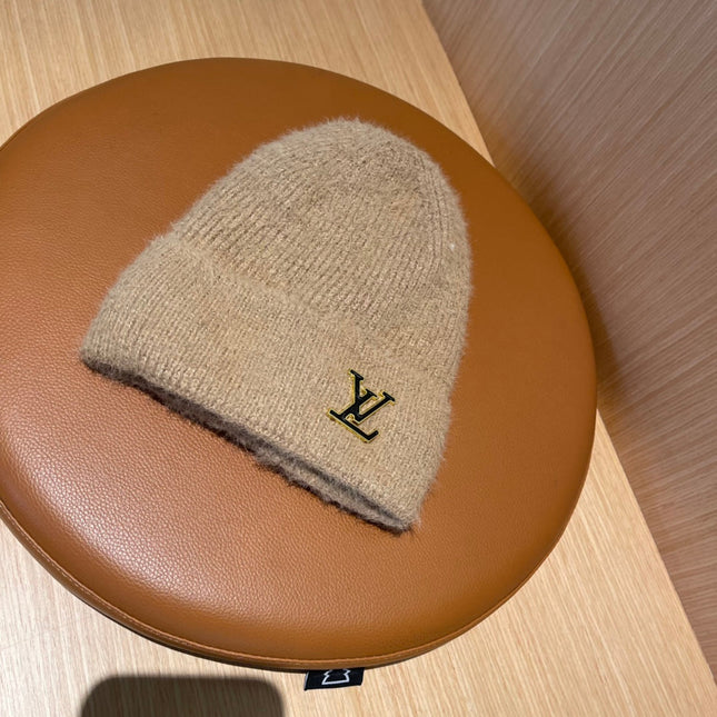 BEANIE HAT IN LIGHT BROWN WOOL 803044