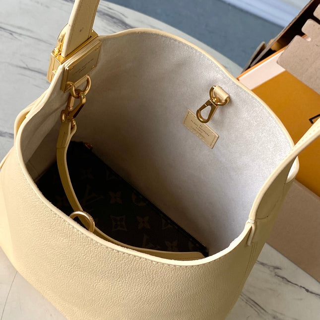 LOW KEY HOBO PM 28 IN URBAN YELLOW CALFSKIN GOLD BUCKLE