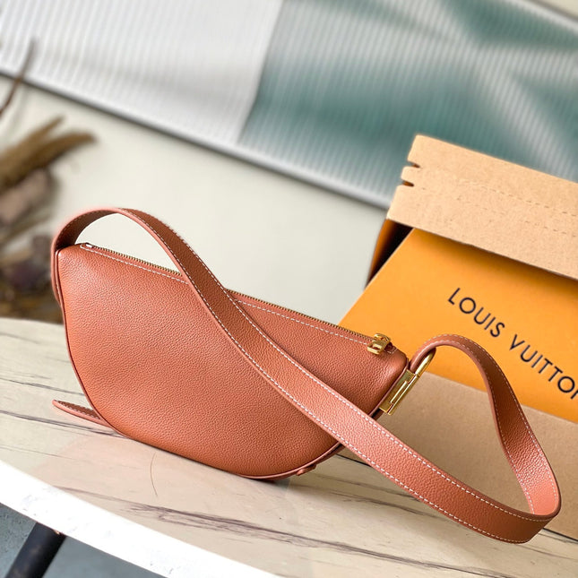 LOW KEY BUMBAG 28 IN SPANISH ORANGE CALFSKIN GOLD BUCKLE