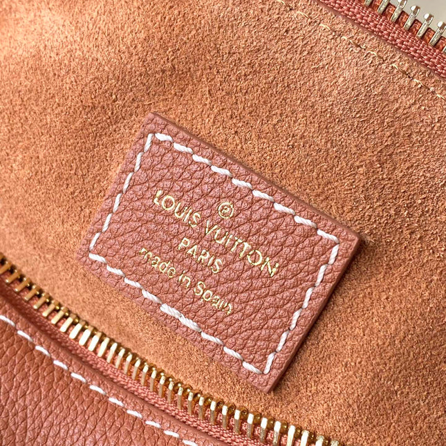 LOW KEY BUMBAG 28 IN SPANISH ORANGE CALFSKIN GOLD BUCKLE