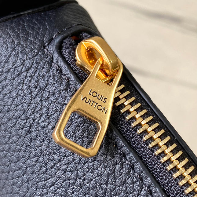 LOW KEY BUMBAG 28 IN BLACK CALFSKIN GOLD BUCKLE