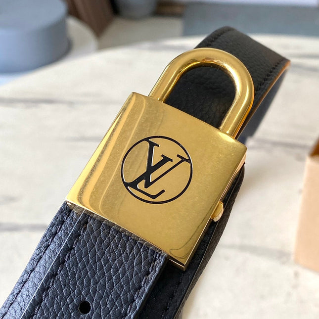 LOW KEY BUMBAG 28 IN BLACK CALFSKIN GOLD BUCKLE