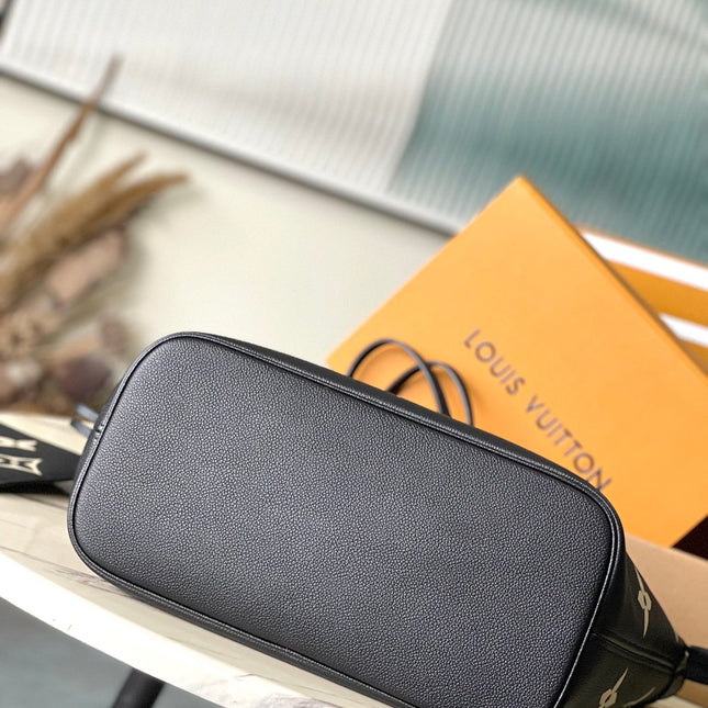 NEVERFULL MM 31 IN BLACK CREAM MONOGRAM EMPREINTE LEATHER